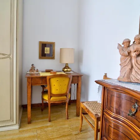 La Casa Di Nilde Апартаменты *