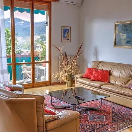 Apartment La Casa Di Nilde La Spezia